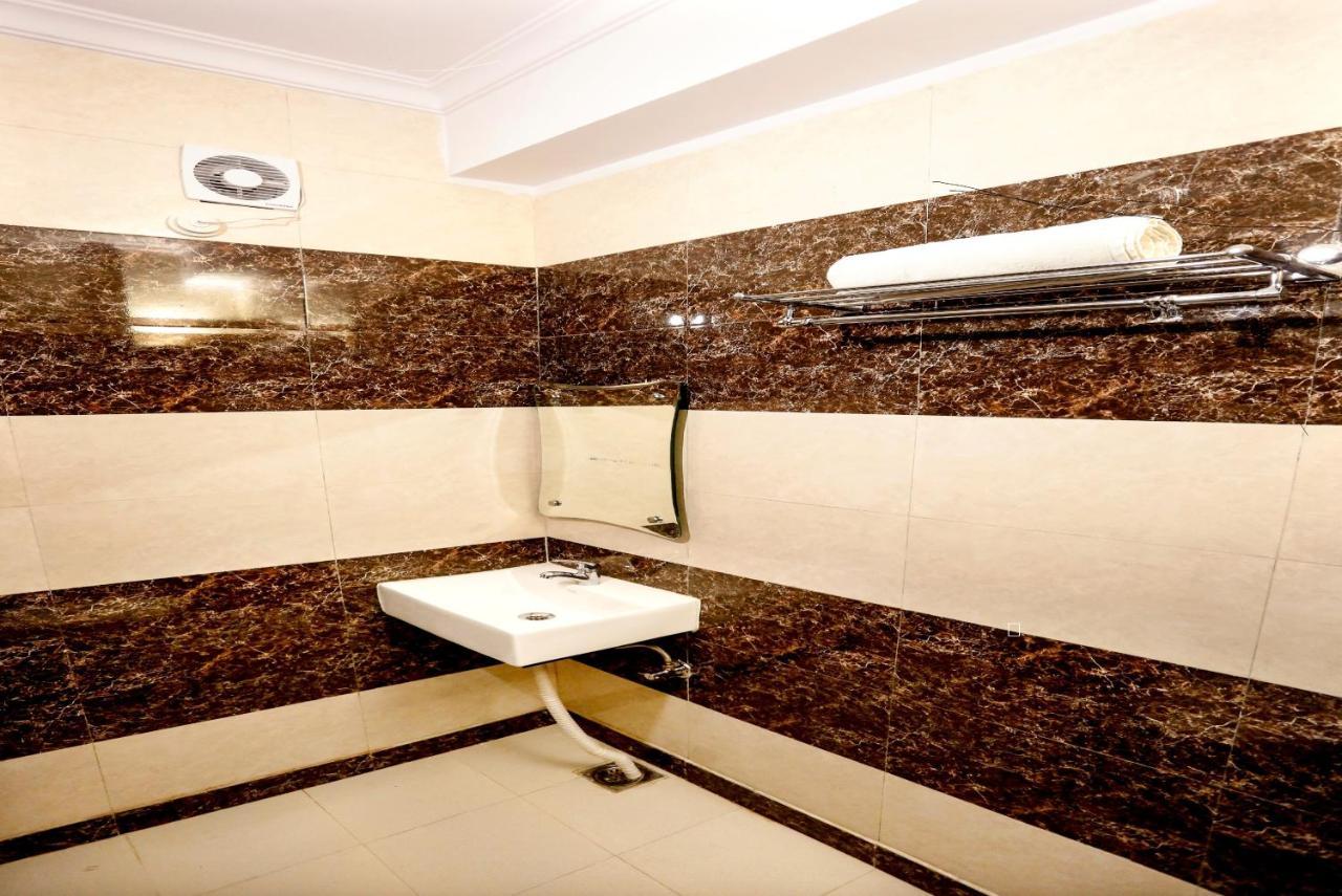 Airport Hotel Edge Home Stay Neu-Delhi Exterior foto